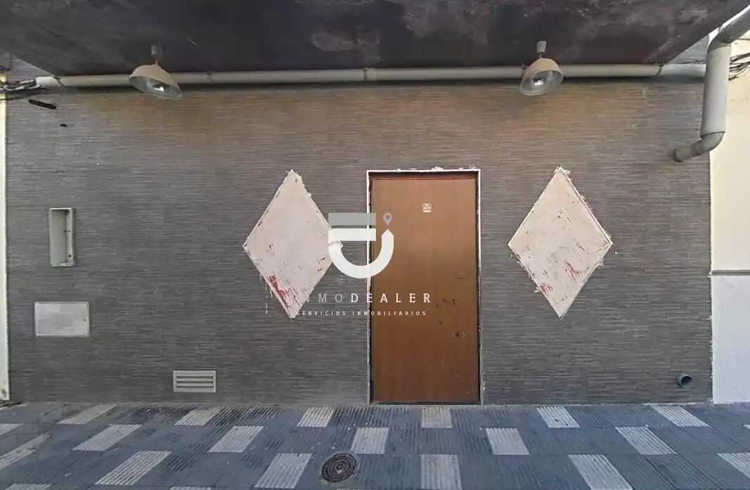 Local comercial en venda a Calle de San Isidro