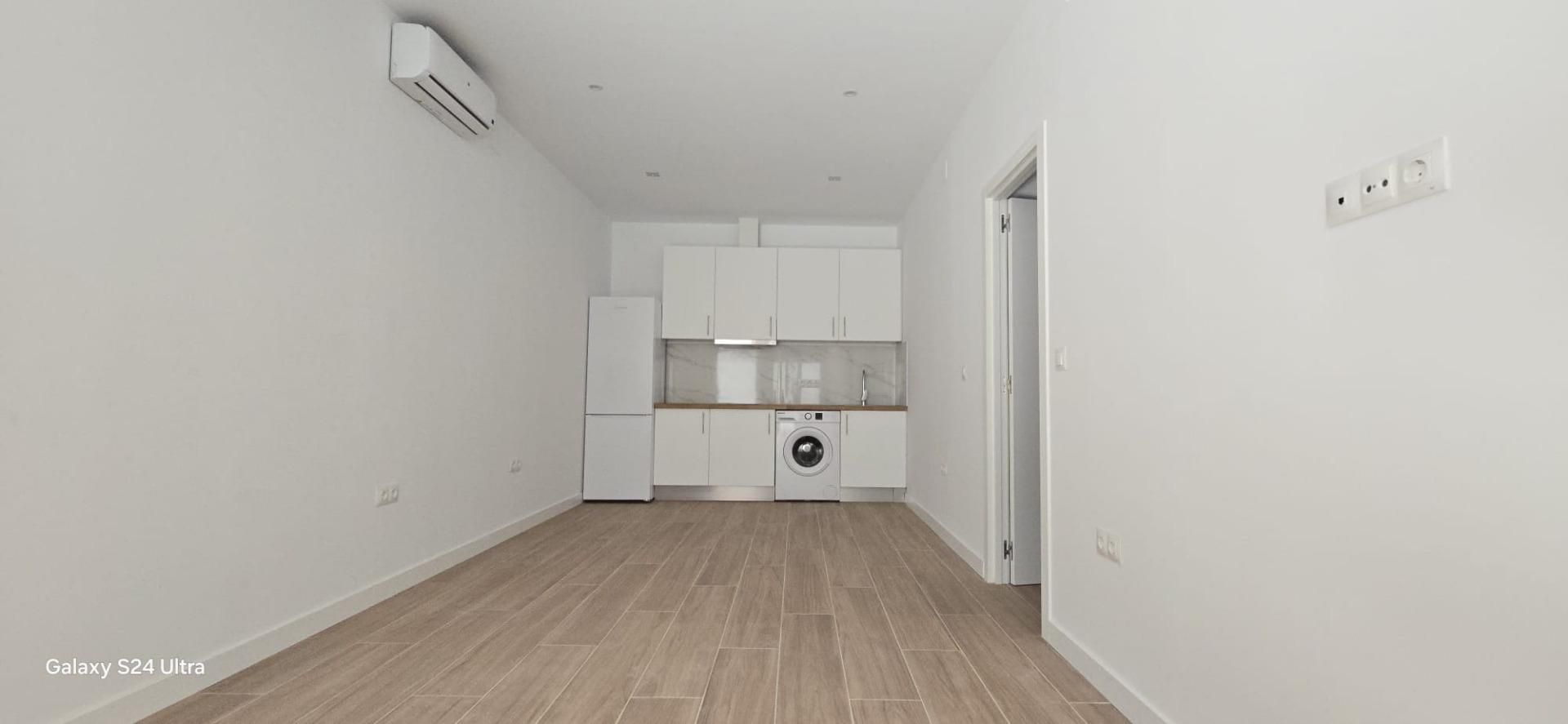 Kitchen of Apartment for sale in Torremolinos  with Air Conditioner, Heating and Alarm