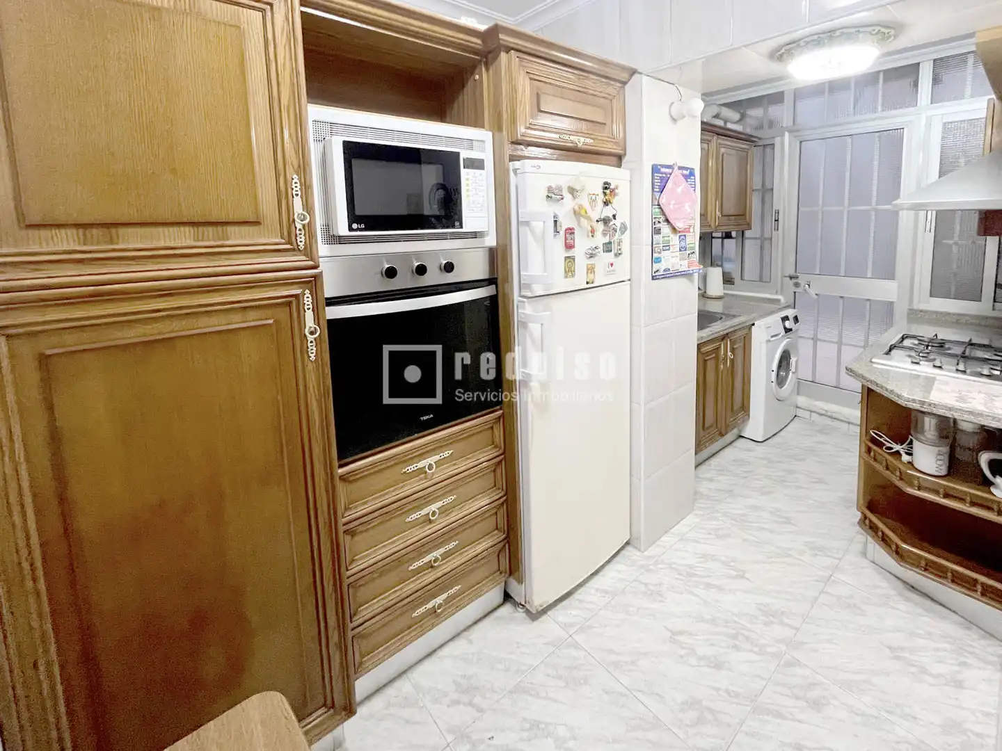 Kitchen of Flat for sale in Sevilla