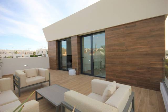 Casa-chalet en Venta en Campello Playa