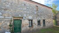 Vista exterior de Casa o xalet en venda en Cuerva amb Jardí privat