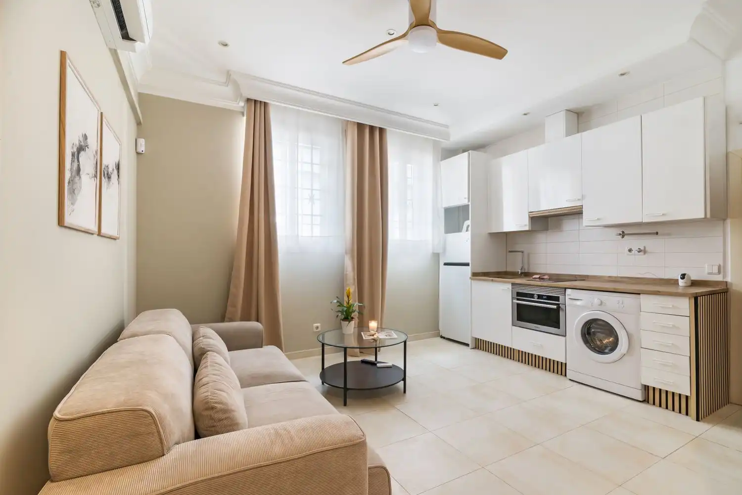 Sala de estar de Dúplex en venta en Carabanchel
