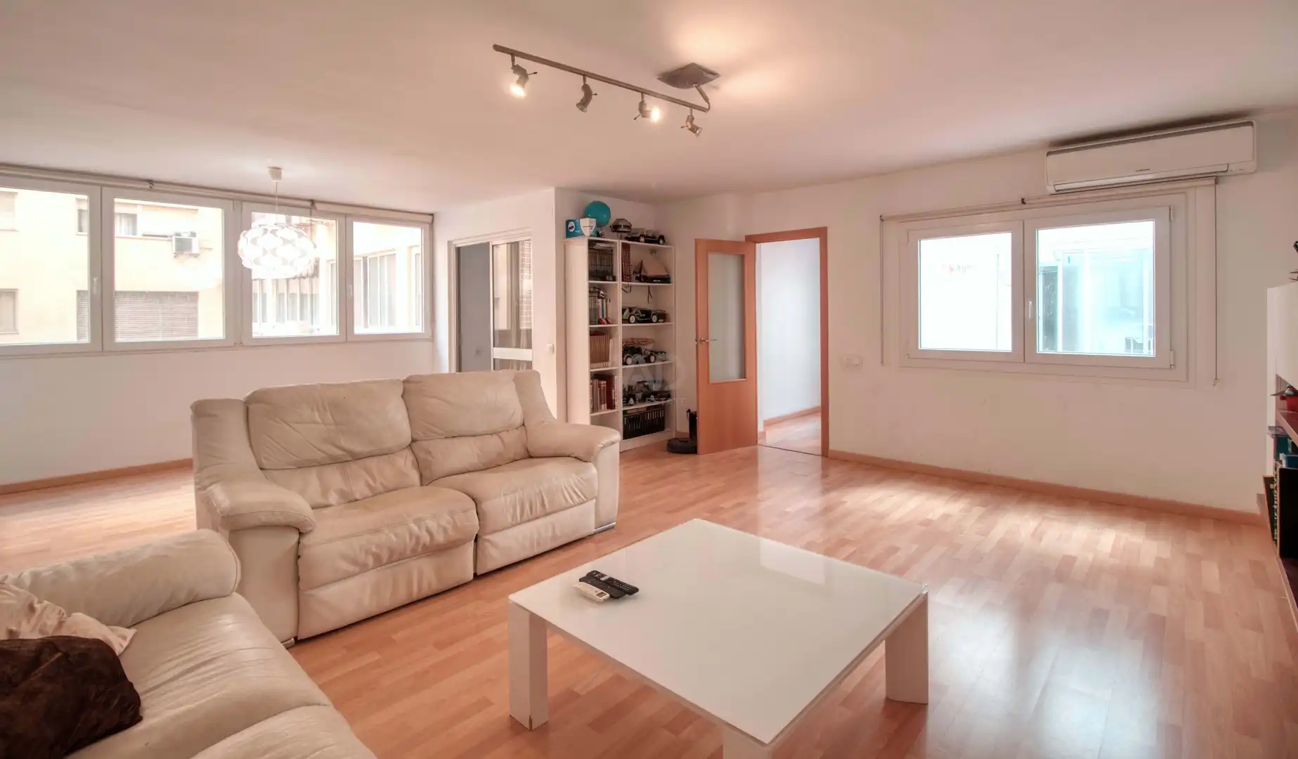 Sala d'estar de Pis en venda en Alicante / Alacant amb Aire condicionat