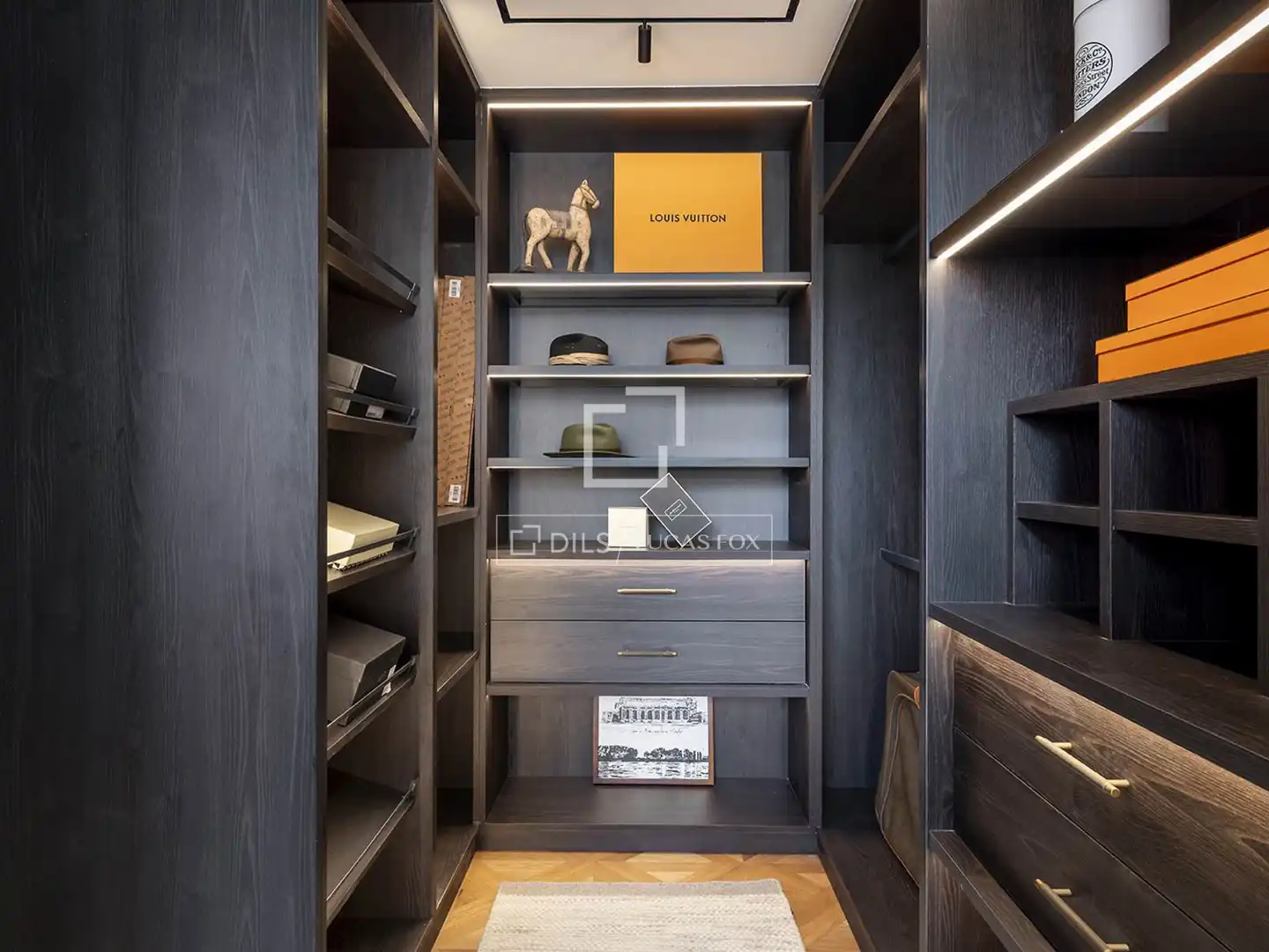 Flat for sale in Barcelona  with Air Conditioner, Heating and Parquet flooring