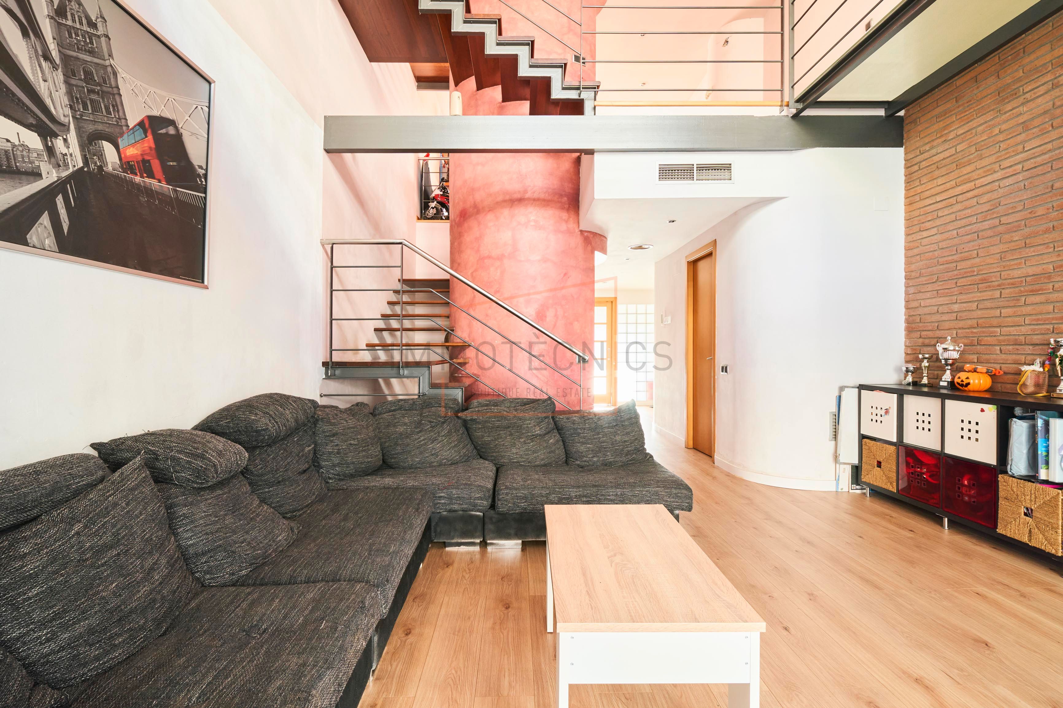 Living room of Single-family semi-detached for sale in Granollers  with Air Conditioner, Heating and Parquet flooring