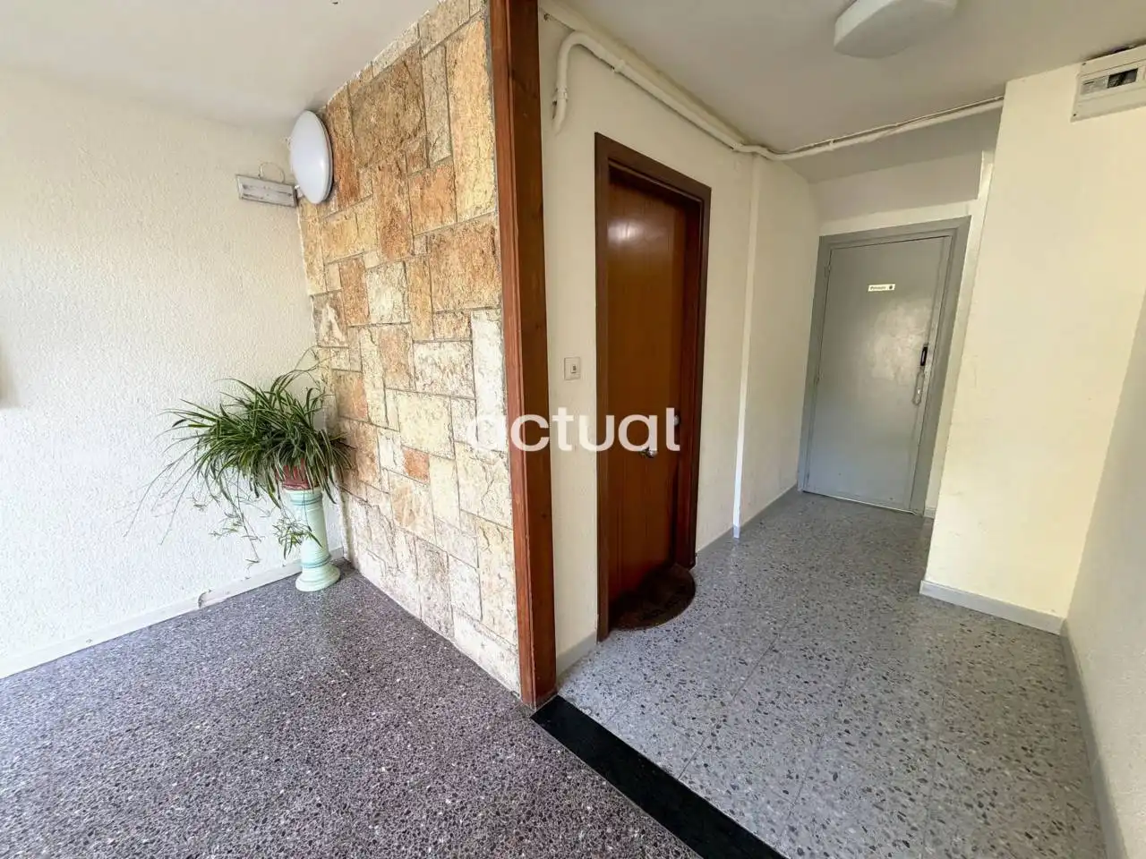 Wohnungen zum Verkauf in Castell d'Aro, Platja d'Aro i s'Agaró mit Balkon und Alarm