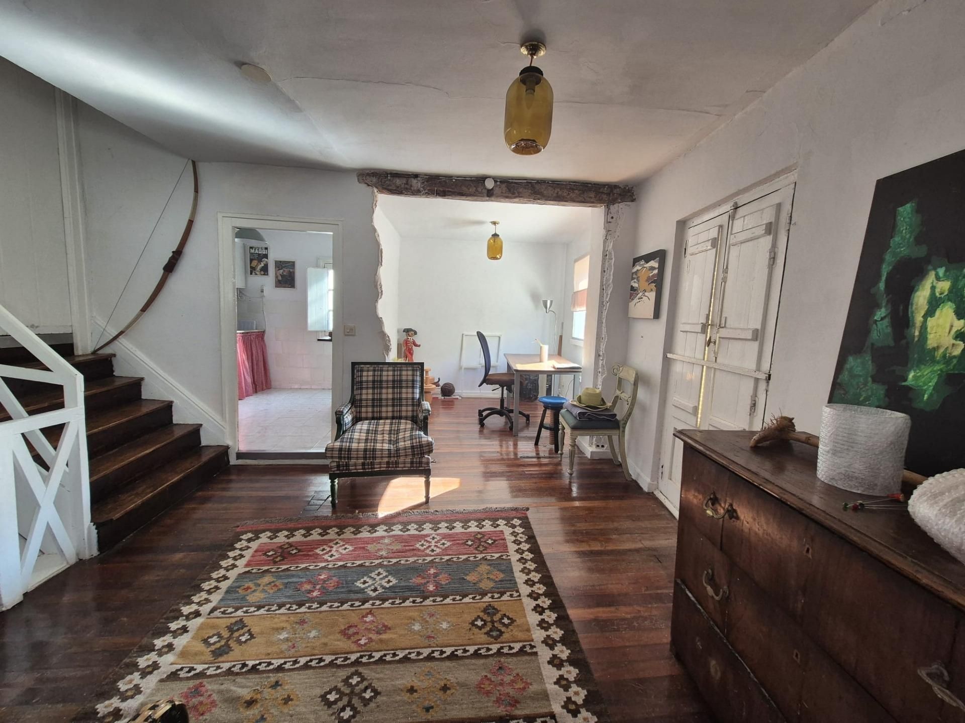 Country house zum verkauf in Valle de Mena mit Terrasse und Balkon
