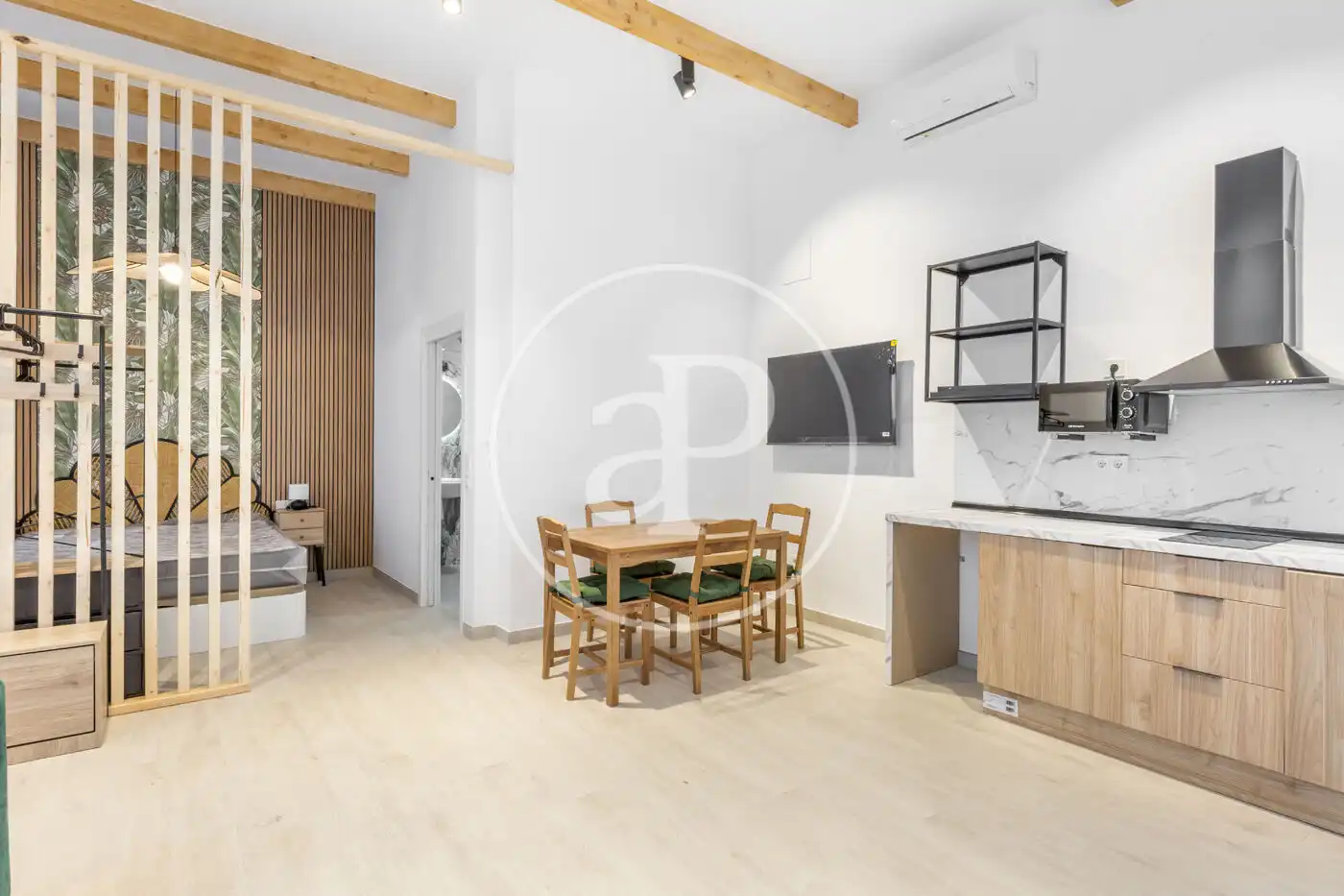 Kitchen of Lofts for sale in Valencia  with Air Conditioner, Heating and Furnished