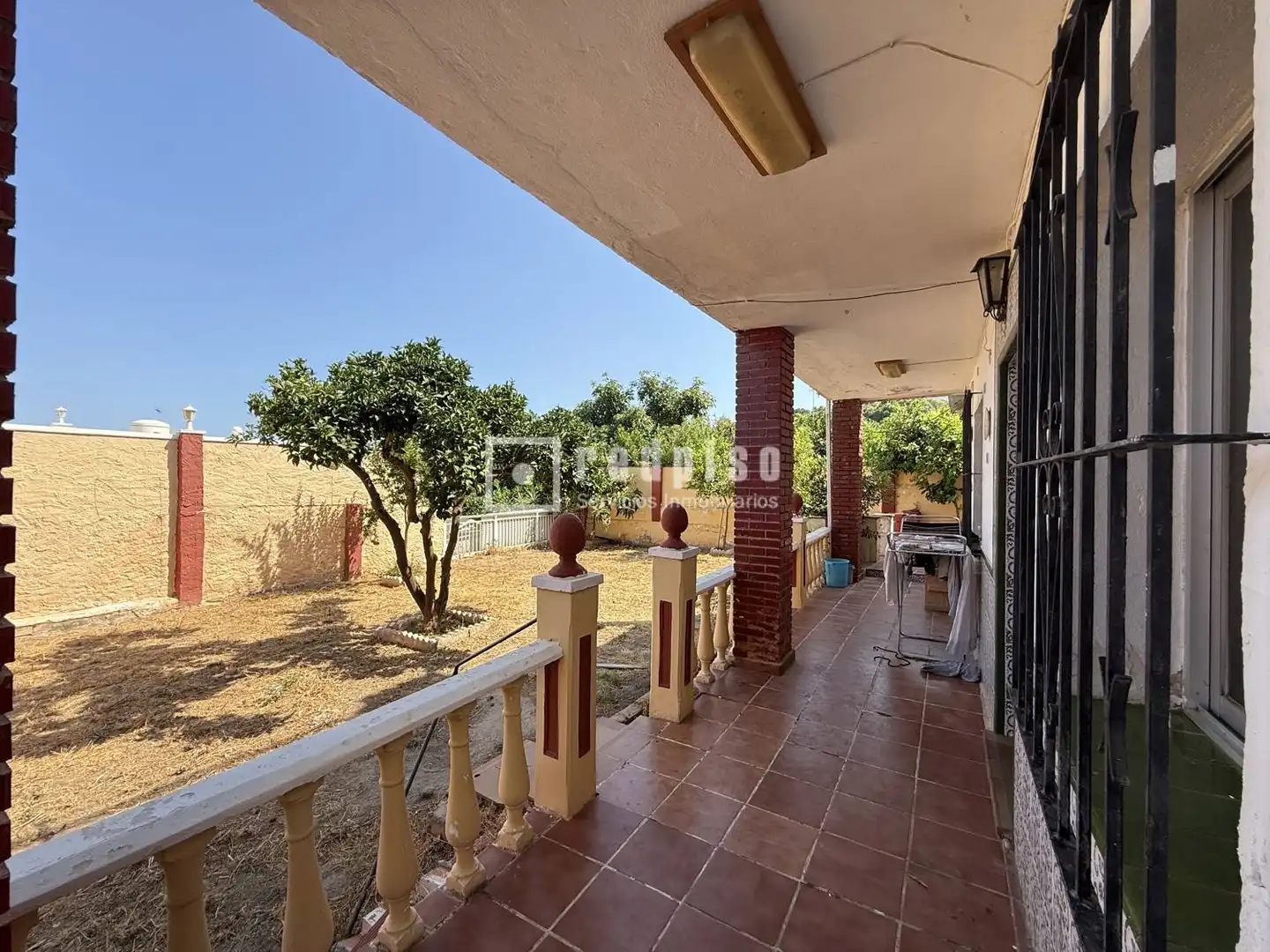 Vista exterior de Casa o xalet en venda en Málaga amb Terrassa