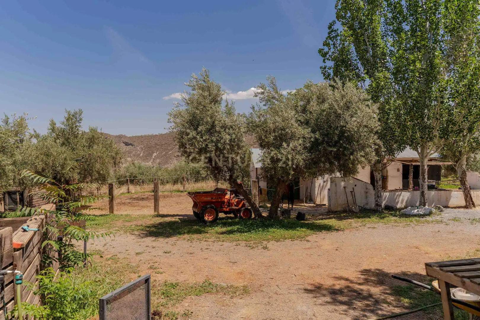 Garden of Houses for sale in Pinos Genil  with Air Conditioner, Private garden and Furnished