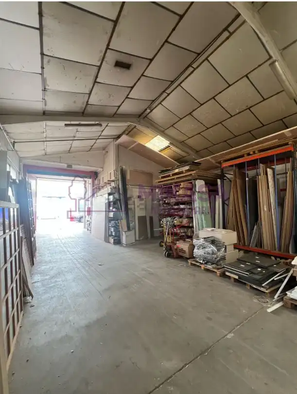 Fabrikhallen zum Verkauf in Getafe