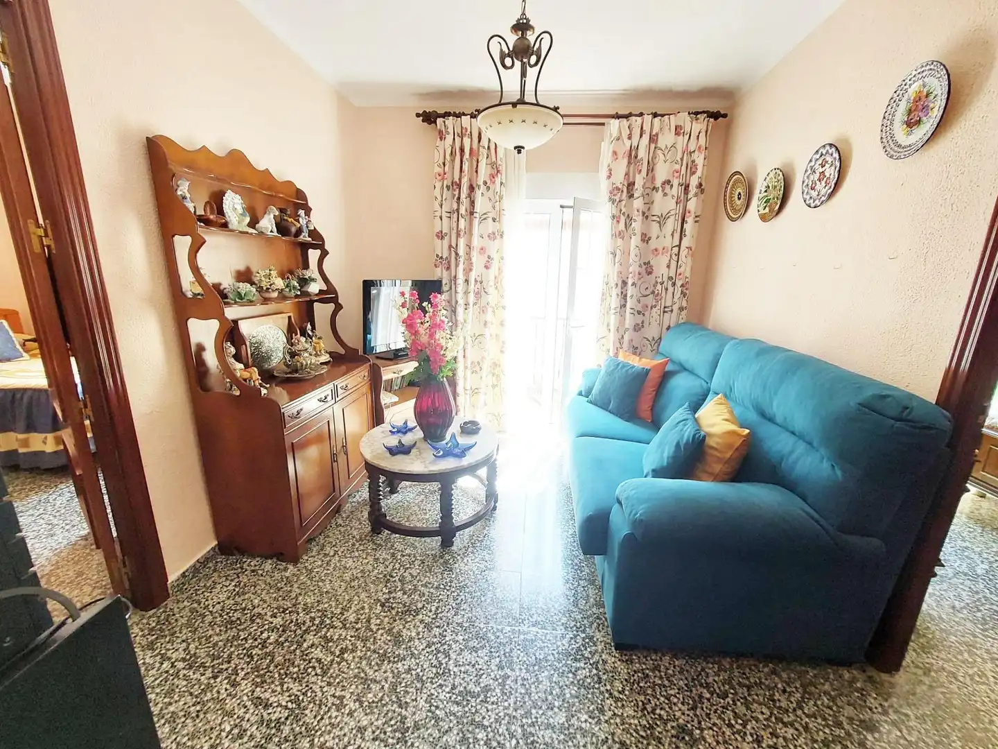 Sala d'estar de Casa o xalet en venda en Benalmádena amb Terrassa