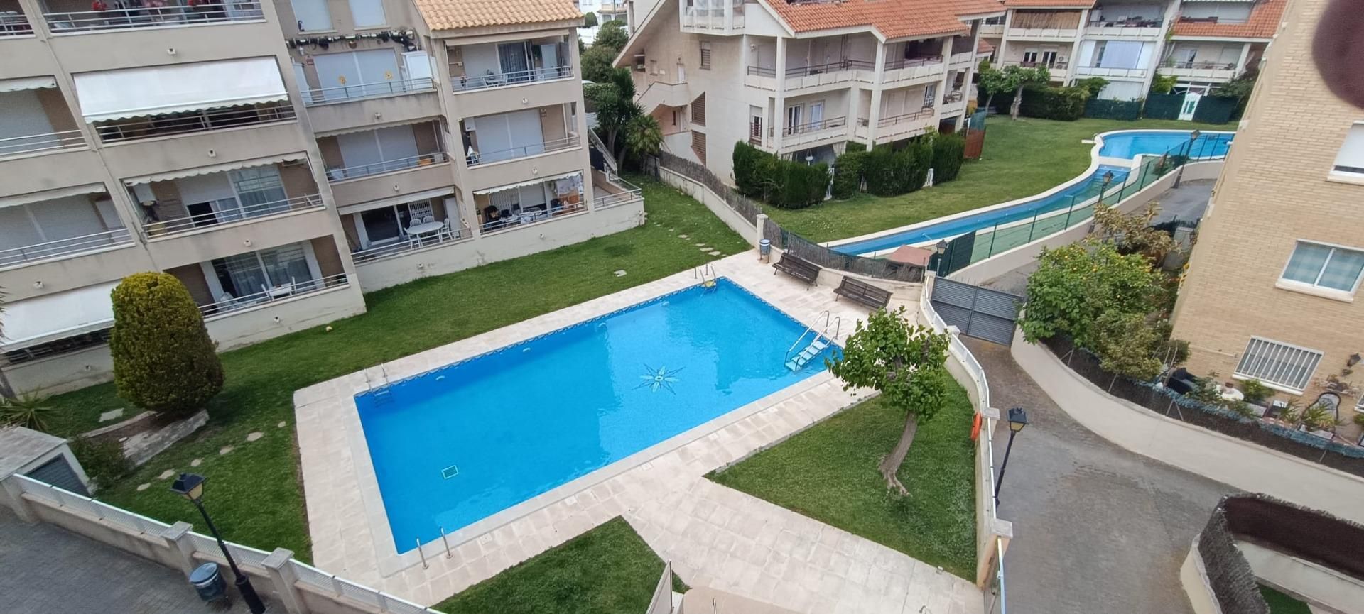 Schwimmbecken von Wohnung zum verkauf in Calafell mit Terrasse