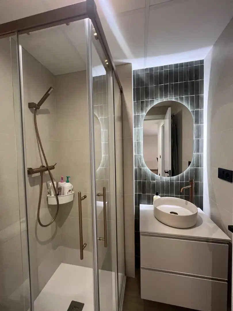 Baño de Piso en venta en Murcia con Aire acondicionado, Terraza y Amueblado