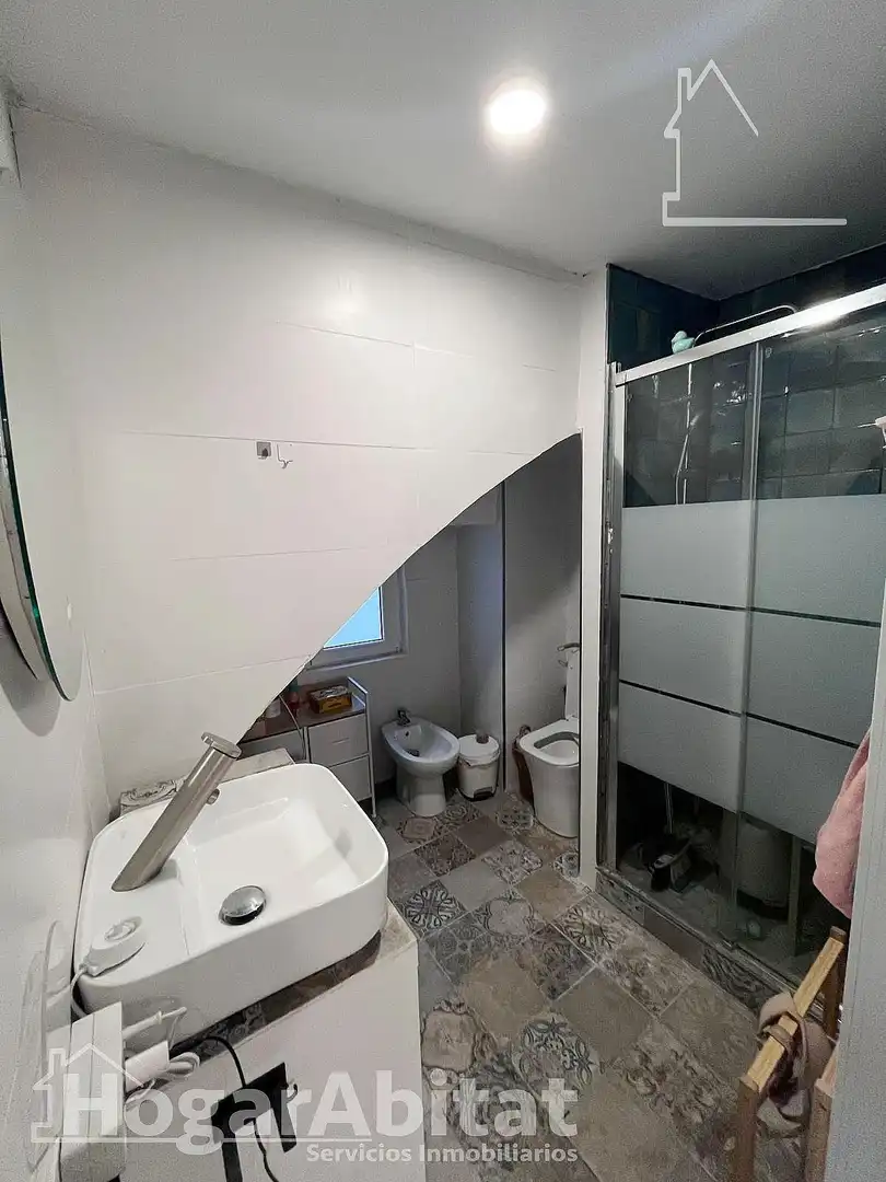 Baño de Casa adosada en venta en Llíria con Aire acondicionado, Terraza y Trastero