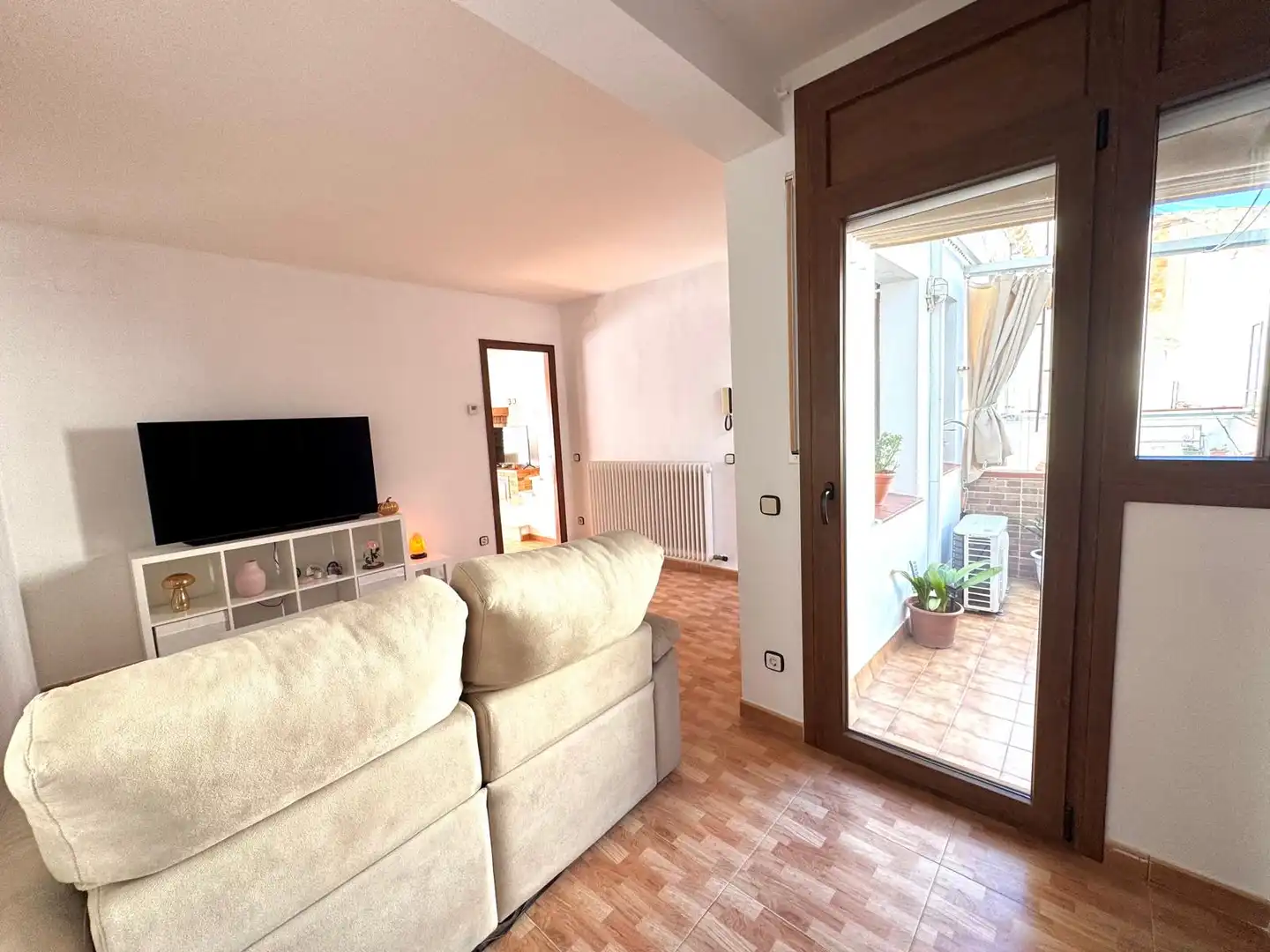 Reihenhaus mit Balkon zum Verkauf in Carrer de Santa Magdalena, imagen 4