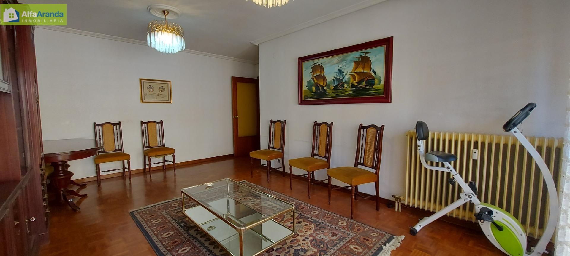 Sala d'estar de Pis en venda en Aranda de Duero amb Calefacció, Terrassa i Balcó