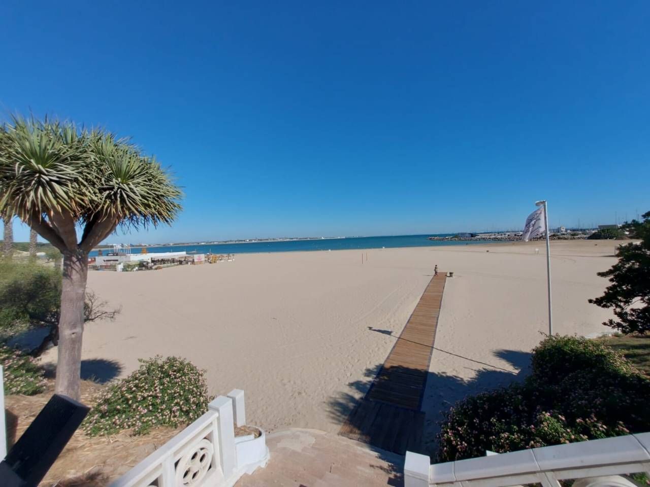 Exterior view of House or chalet for sale in Rota  with Furnished