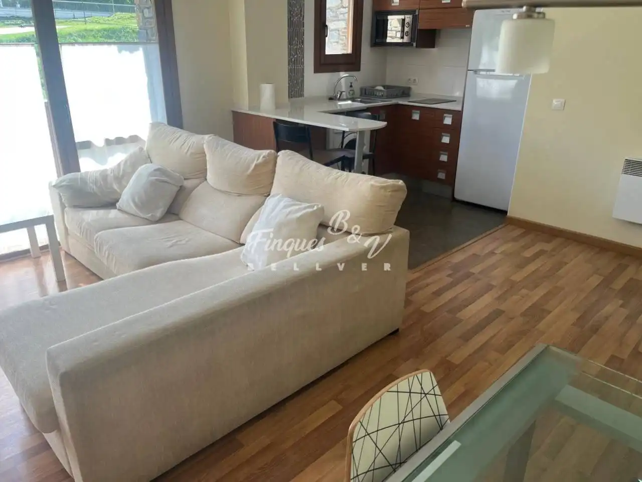 Sala de estar de Piso en venta en Alp con Calefacción, Parquet y Trastero