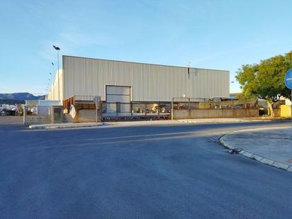 Vista exterior de Nau industrial en venda en Chilches / Xilxes