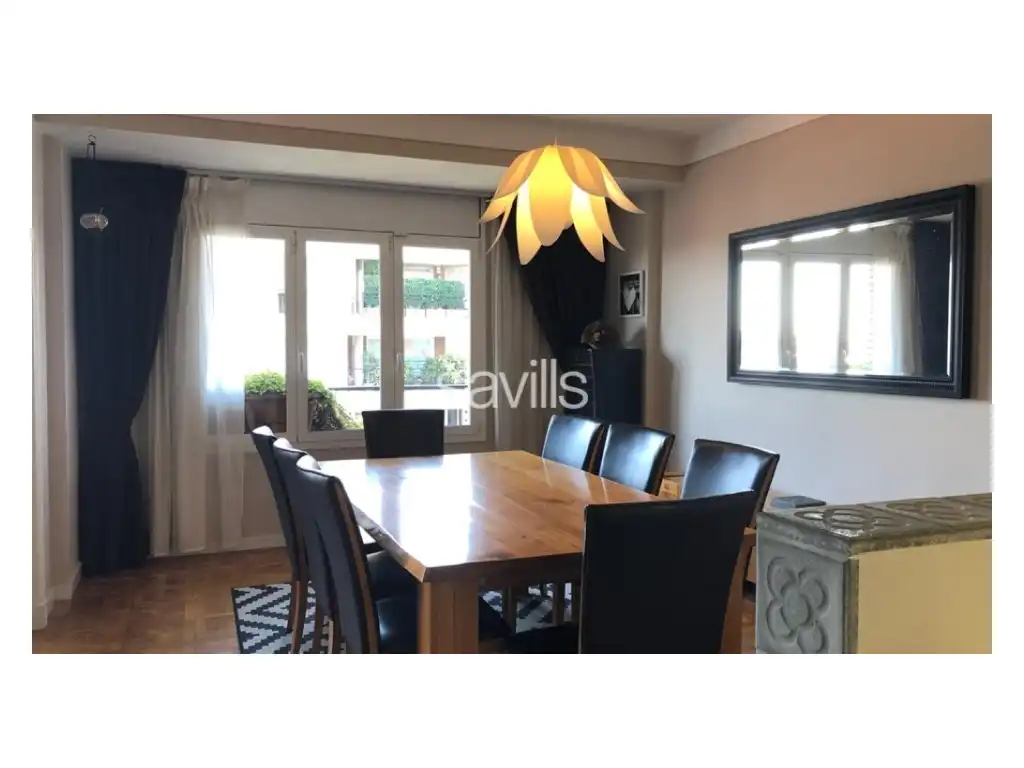 Dining room of Apartments for rent in Barcelona  with Air Conditioner, Oven and Washing machine