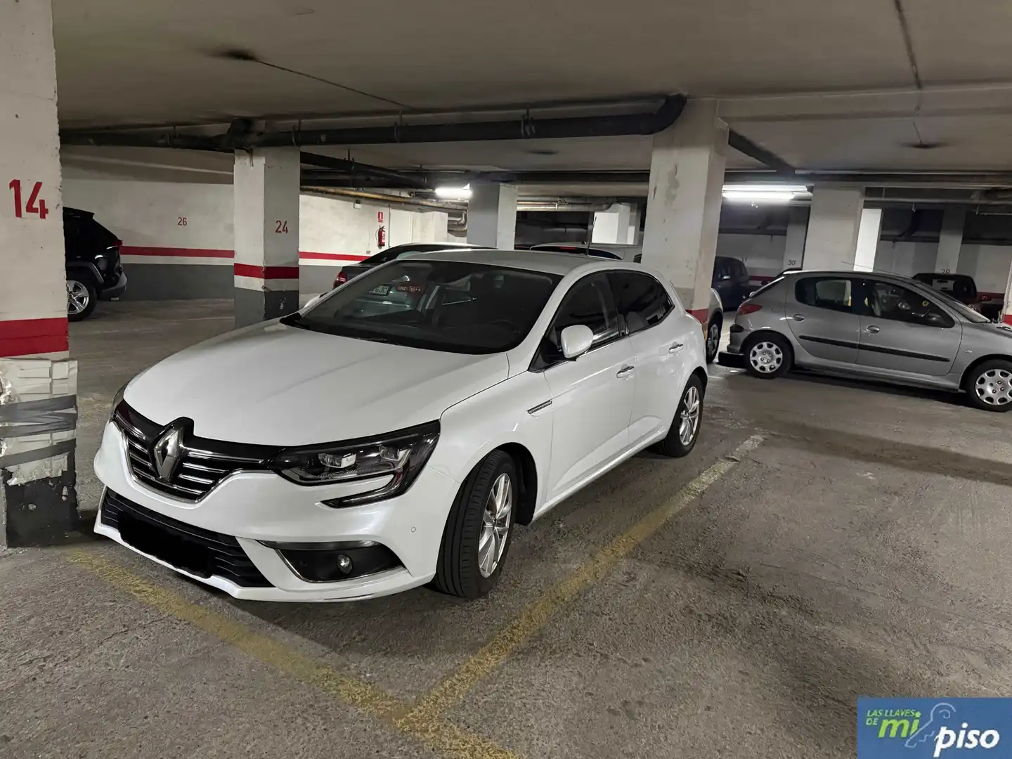 Parking de Piso en venta en Valladolid con Calefacción, Parquet y Terraza
