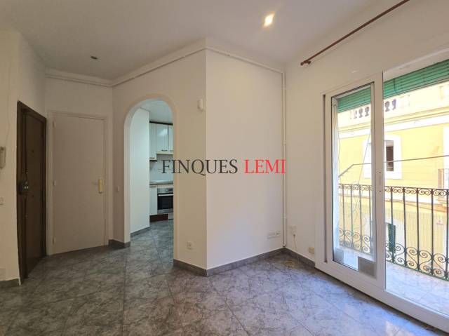 Piso en Venta en Barcelona - Calle de Sant Miquel en La Barceloneta