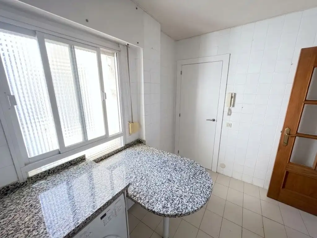 Appartamento con terrazza in vendita a Calle Cardenal Jacinto, imagen 12