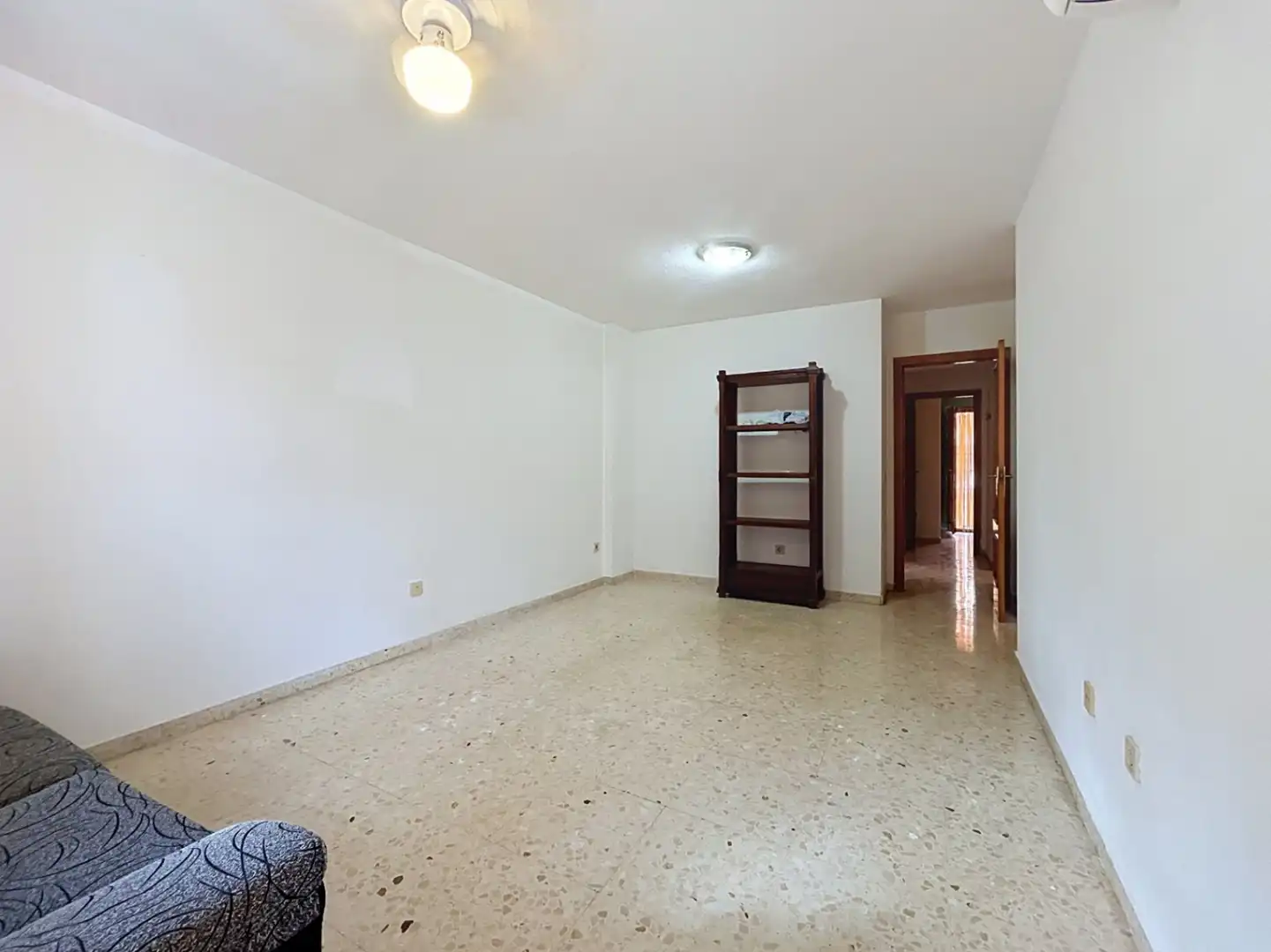 Living room of Flat for sale in Casco urbano
