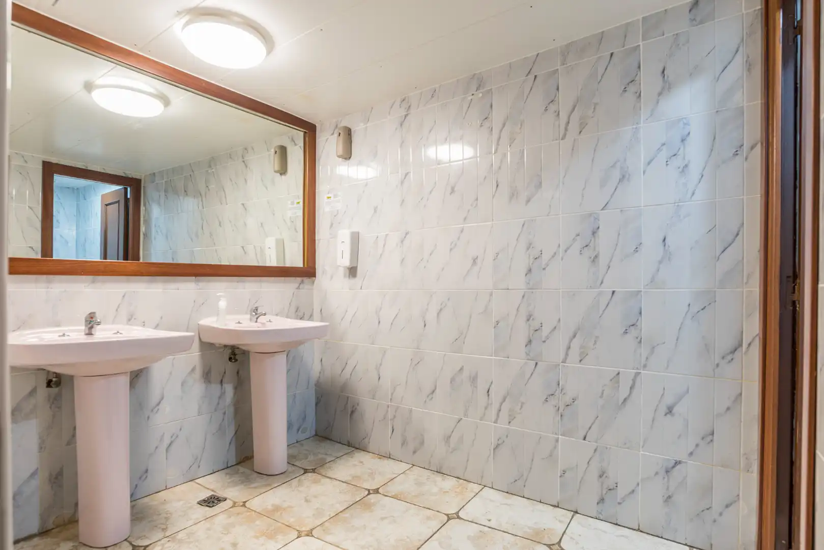 Bathroom of Buildings for sale in Guadalajara