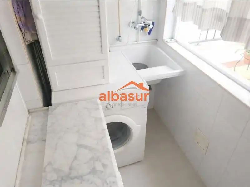 Flat with lift for sale in Avenida de Medina Azahara 49, imagen 7