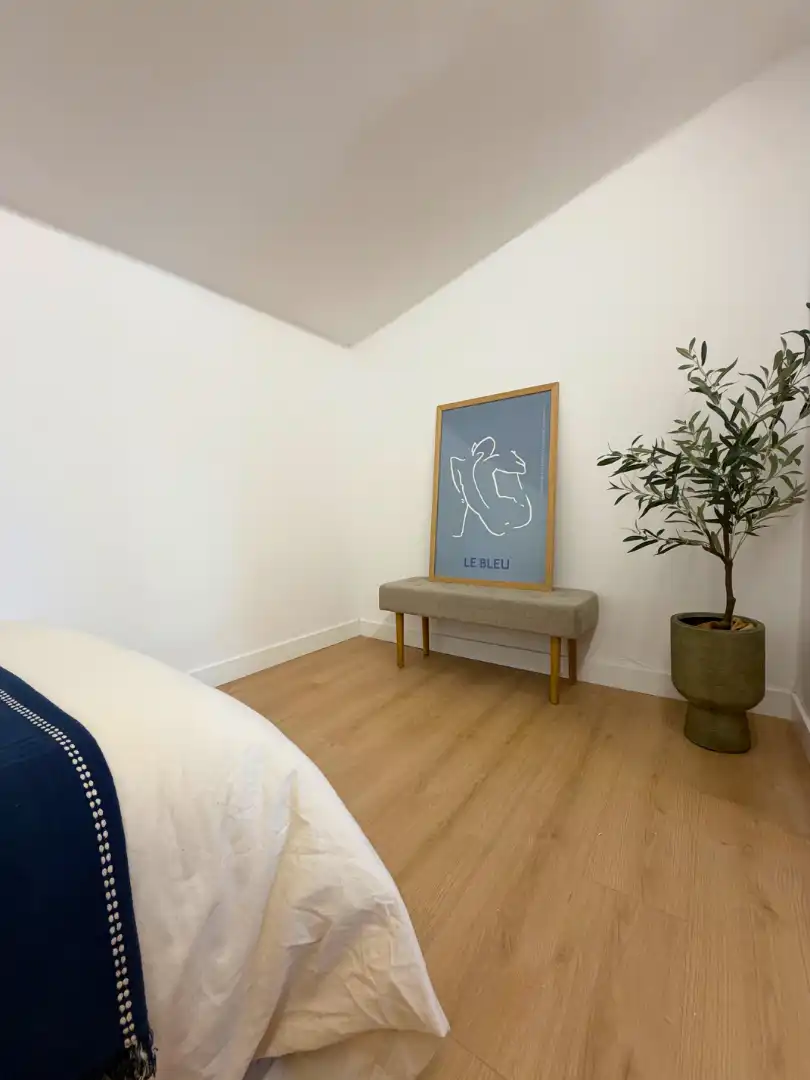 Habitación de Piso en venta en Oviedo  con Calefacción, Parquet y Terraza