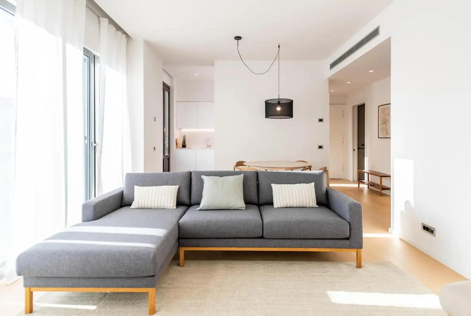 Flat with lift to rent in Calle MALLORCA, imagen 2