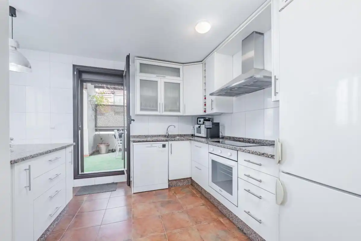 Cocina de Ático en venta en Guillena con Calefacción, Terraza y Trastero