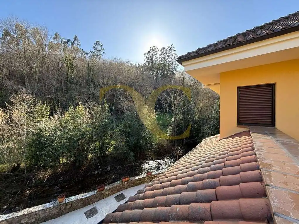 Terrace of Buildings for sale in Llanes