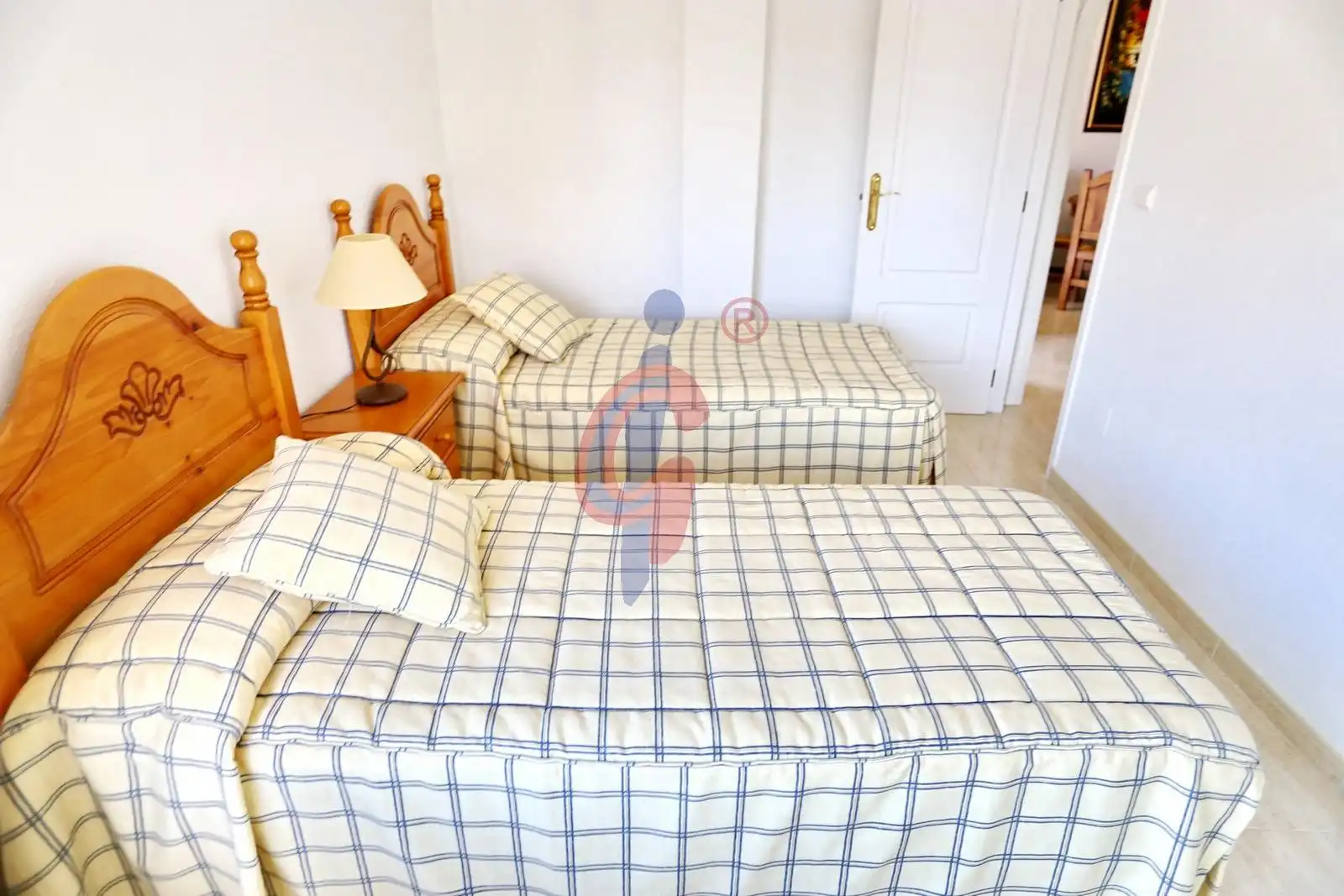 Schlafzimmer von Dachboden zum Verkauf in Guardamar del Segura mit Terrasse, Abstellraum und Möbliert