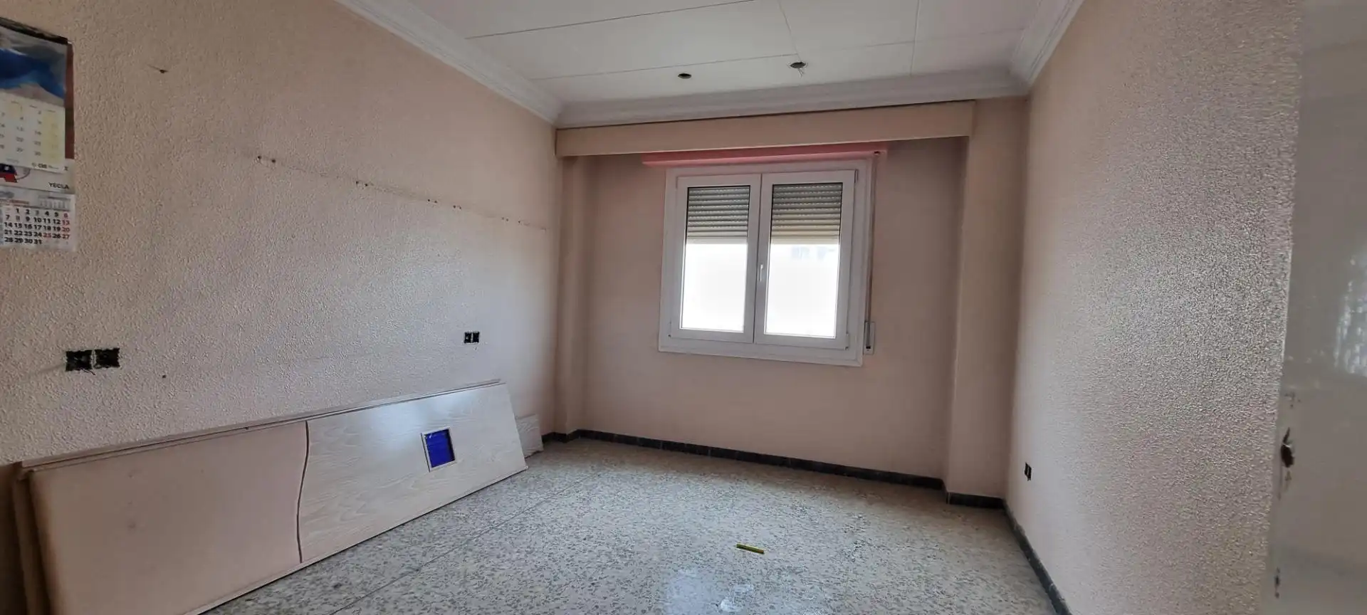 Dormitori de Pis en venda en Yecla amb Balcó