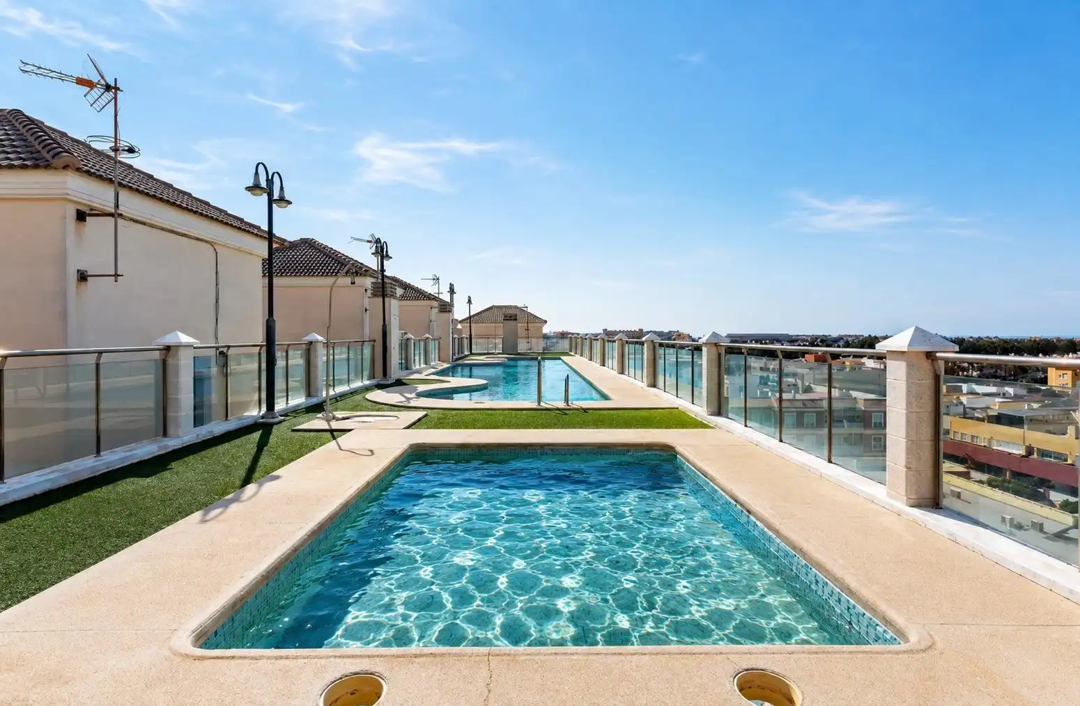 Àtic amb piscina en venda a Calle Hermanos Pinzón