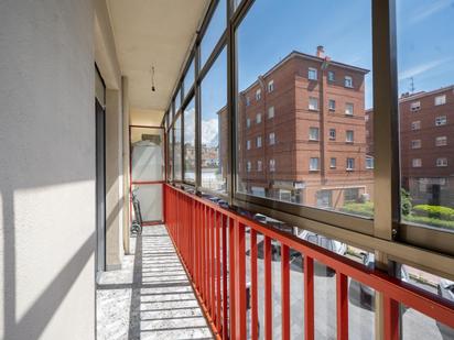 Exterior view of Flat for sale in Ávila Capital  with Heating, Terrace and Storage room