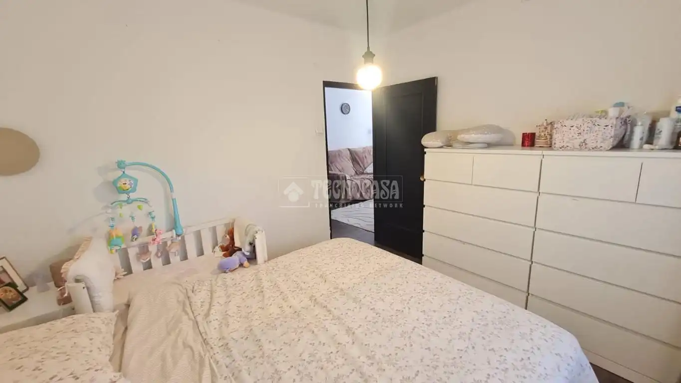 Bedroom of Flat for sale in Zaragoza  with Heating and Parquet flooring