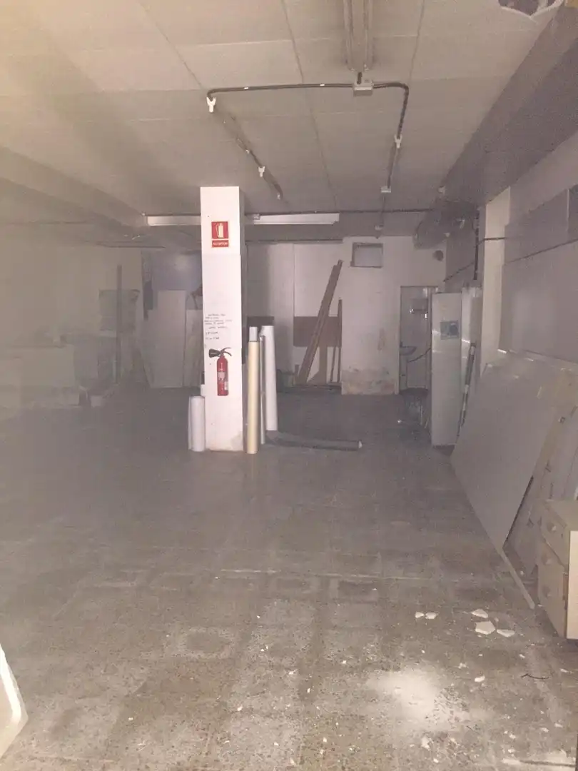 Local comercial en venda a La Gavarra, imagen 9