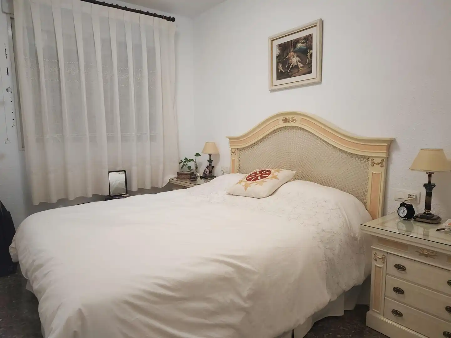 Habitación de Piso en venta en Alaquàs con Aire acondicionado, Calefacción y Piscina comunitaria