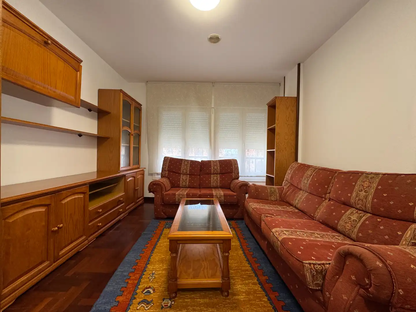Sala de estar de Piso de alquiler en Teo con Calefacción, Trastero y Amueblado