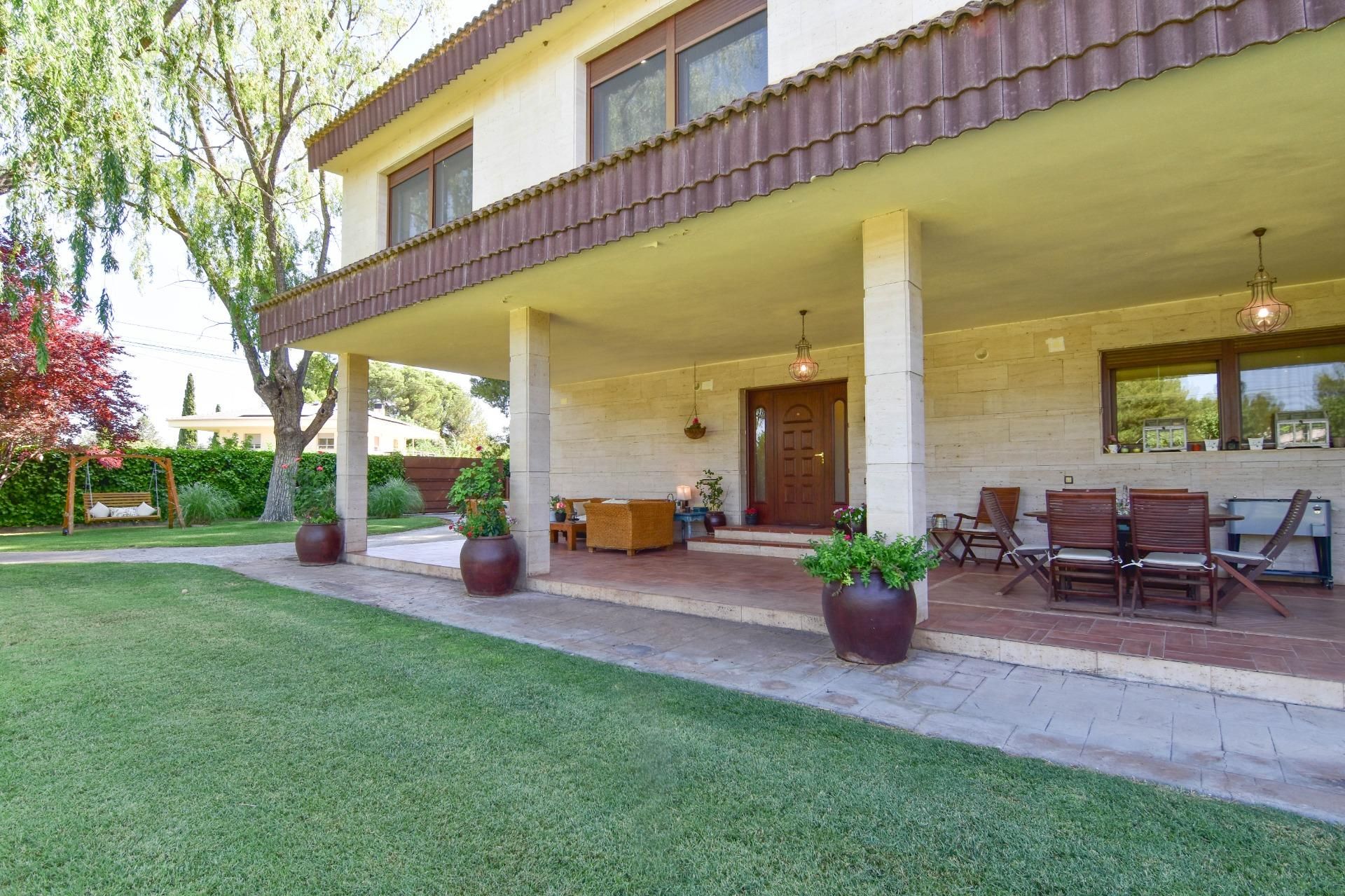 Jardí de Casa o xalet en venda en  Albacete Capital amb Calefacció, Jardí privat i Piscina