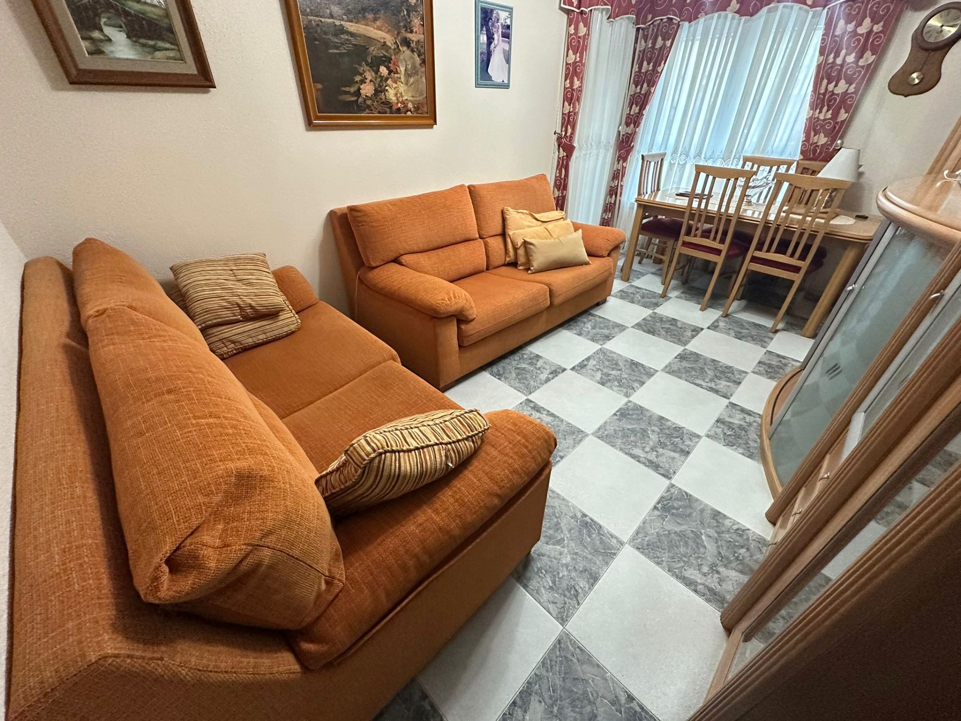 Living room of Flat for sale in Parla  with Air Conditioner, Heating and Terrace