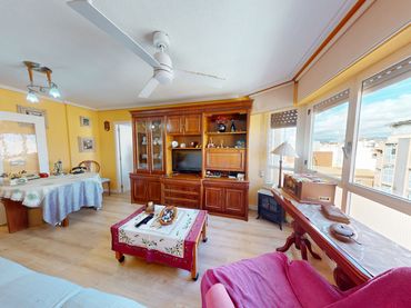 Wohnung mit Aufzug zum Verkauf in Calle Pinoso