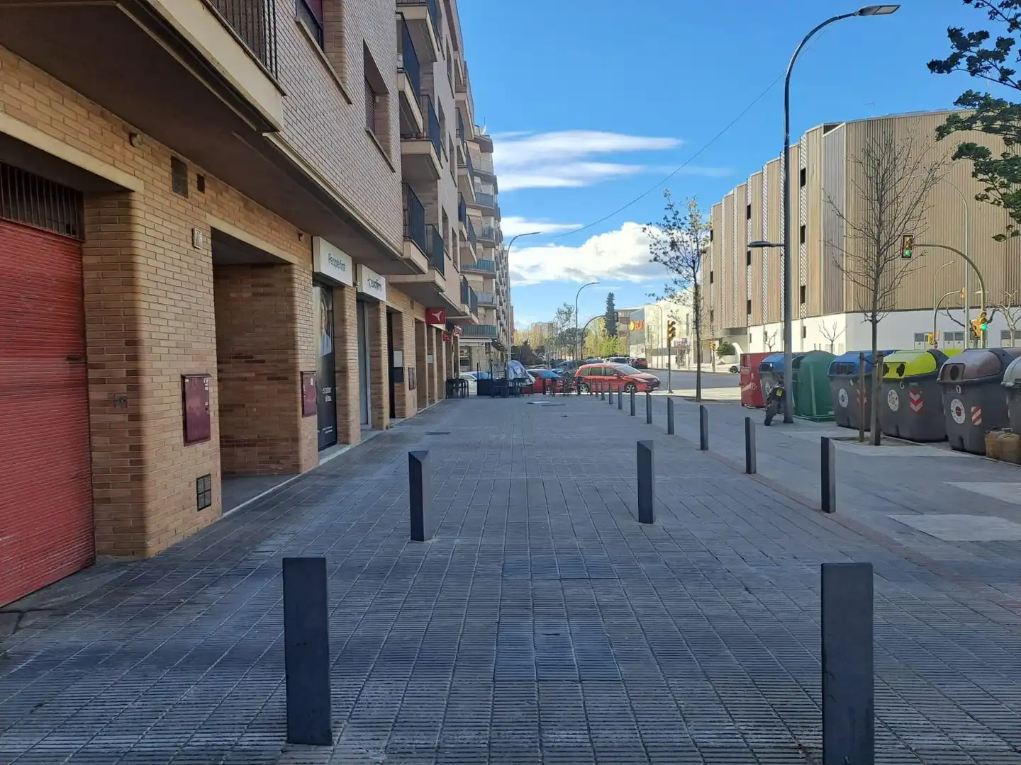 Vista exterior de Local de alquiler en Igualada con Aire acondicionado