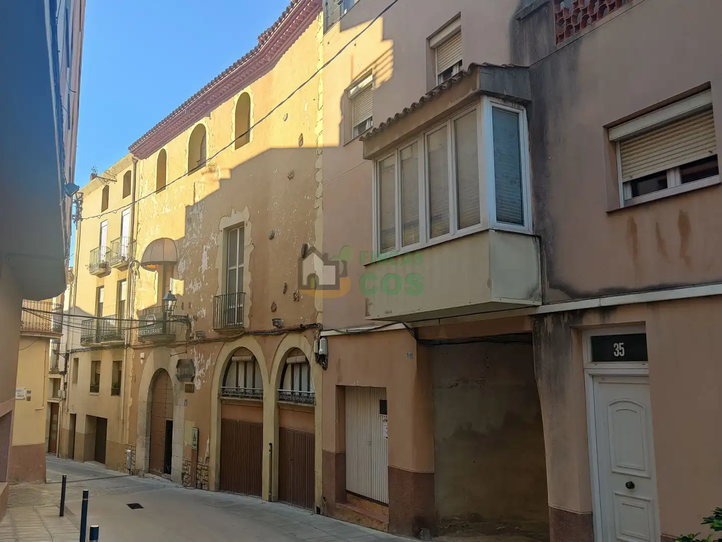 Casa amb terrassa en venda a Riudoms