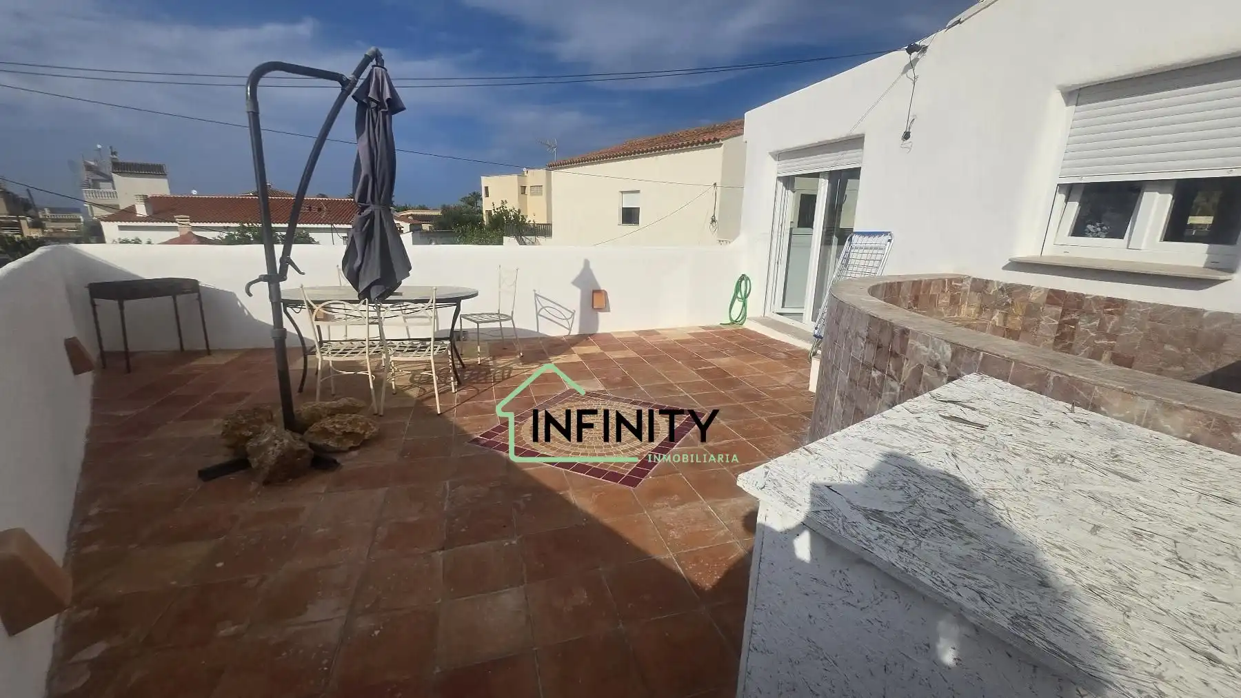 Houses for sale in Oliva Playa