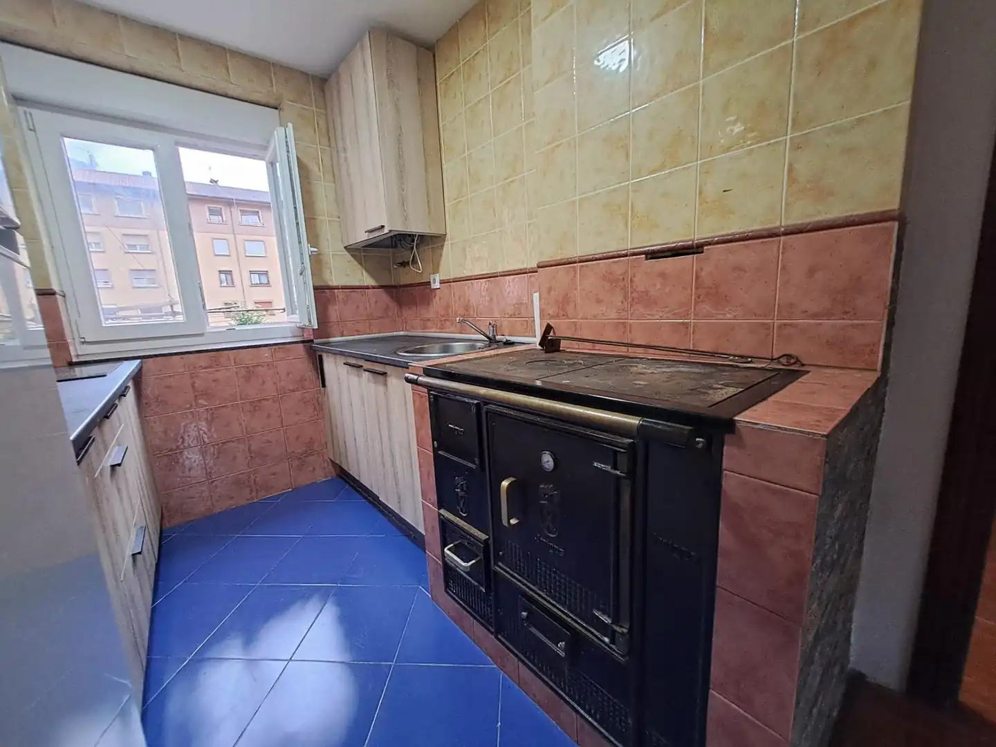 Kitchen of Flat for sale in Mieres (Asturias)